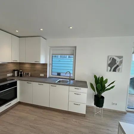 Living - Neue Stadtwohnung Lägenhet *