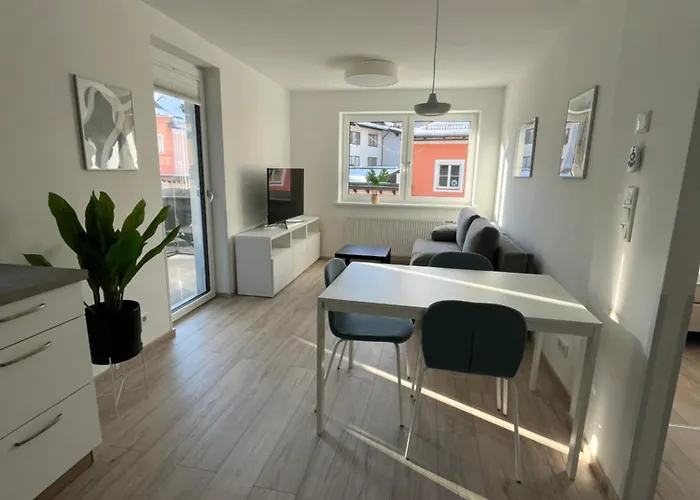 Living - Neue Stadtwohnung * 비쇼프스호펜